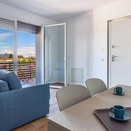 Ltapartments -bilocale Con Parcheggio A 10 Minuti Dalla Torre Apartament